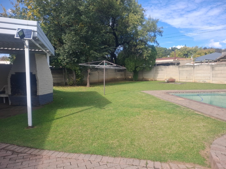 To Let 3 Bedroom Property for Rent in Suidrand Free State